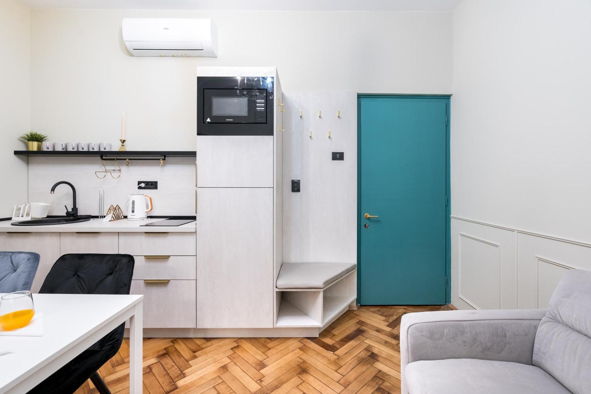 Highline Downtown Residences 6 Persons Family Apartment Boekarest Buitenkant foto